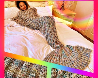 Personalised Mermaid Tail Blanket / One-Size / Rainbow Scales / Fish Scales Pattern / Personalised Gift / Choose Name