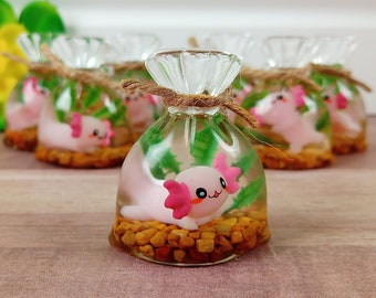 Winzige handgemachte Harz eingesackte Axolotl Figur | Kawaii Briefbeschwerer | Niedliche Schreibtisch Dekoration | Niedliches Büro Dekor | Freundschaft Geschenk | Meeresliebhaber