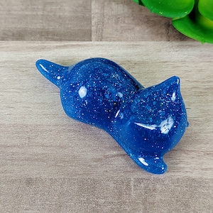 Lounging Cat Resin Figurine | Kawaii Paperweight | Cute Desk Decor | Cute Office Decor | Friendship Gift | Lucky Cat | Cat Lover