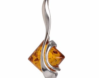Sterling Silver and Baltic Amber Pendant "Bethany"