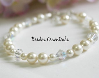 Swarovski Pearl Crystal Bracelet, Bridesmaid White Bracelet, Wedding Jewelry, Bridal Gift Set, Mother of the Bride Bracelet, Bridal Jewelry