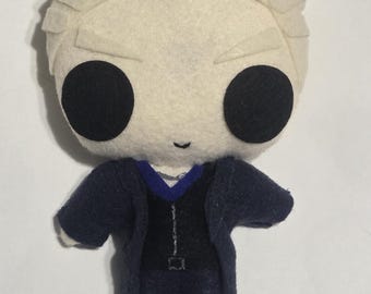 Peluche estilo chibi kawaii lindo inspirado en Felix de Dead By Daylight