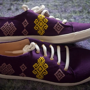 handgemaakte katoenen geborduurde sneakers