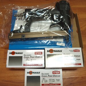 Stapler 22 guage 3/8 crown includes 3 boxes of staples 0f 1/4 3/8 and 1/2 inch for upholstery