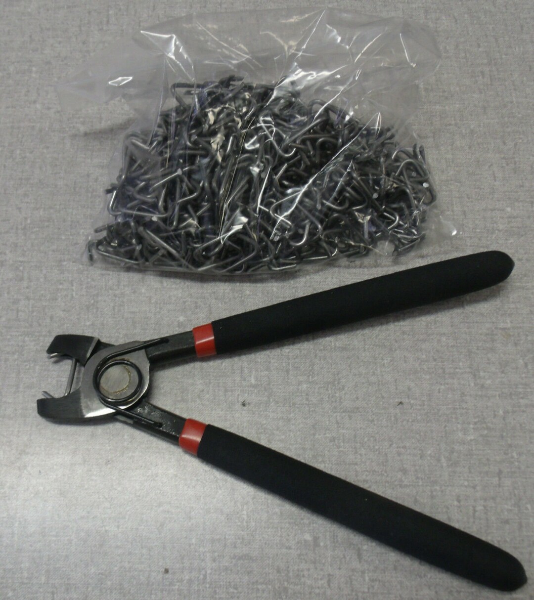 Hog Ring Pliers and a Bag of Hog Rings About 400 Pieces for Auto