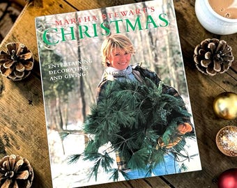 Martha Stewart's Christmas Entertaining Decorating and Giving Hardcover