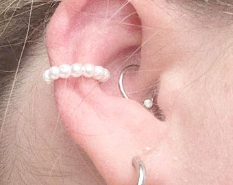 Pearl Ear Cuff | Adjustable No Piercing Earrings | White Beaded Ear Wraps | Boho Jewellery