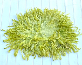 Lime Green Curly Fringe Felted Napkin (D62), Newborn Photography Wool Prop. Size E Ready to Ship from UK