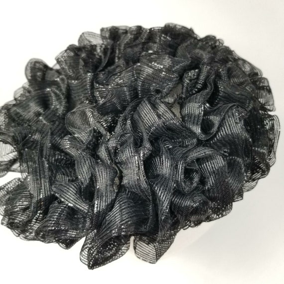 Vintage Black Flower Petal Cluster Chapeau Ladies… - image 1