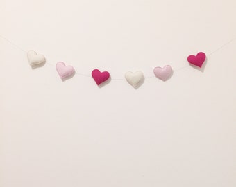 Garland Hearts in PANNOLENCI