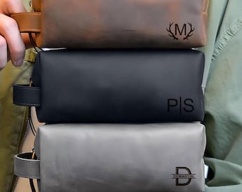 Custom Christmas gift, Leather dopp kit, Personalized groomsmen gift, mens leather toiletry bag, mens dopp kit, mens toiletry bag