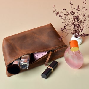 Regalo per la Festa della Mamma, Borsa per il trucco in pelle, Borsa per cosmetici personalizzata, Borsa da toilette in pelle, Regalo per lei, Borsa regalo per damigella d'onore, Regalo per la moglie