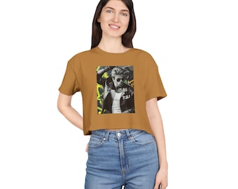 Retro Vibe Women's Crop Tee | Edgy Graphic Crop Top, Vintage Style Shirt, Casual Wear, Street Style, Festival Fashion