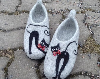 Felt slippers, Felted shoes, Felted slippers, Organic shoes, Cat slippers, House shoes, Womens slippers, Pantoffeln der Frauen, Woolen clogs