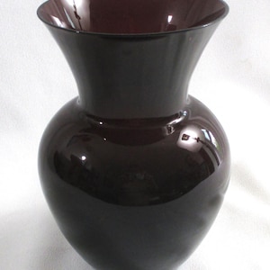 Vintage Hand-Blown Art Glass Vase ~ Classic Shape ~ Deep Purple Amethyst Glass ~ 6 3/4&quot;
