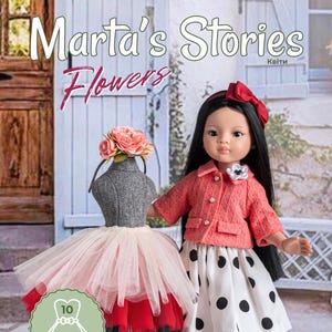 Może przedstawiać: Lalka w czerwonej kurtce i spódnicy w czarne grochy stoi obok manekina w warstwowej tiulowej spódnicy. Obraz zawiera tekst "Marta's Stories Flowers" i "2025 Lato".