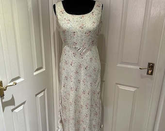 Ralph Lauren 90s Vintage 100% Silk Floral Cream Size 12 P Slip Dress Summer