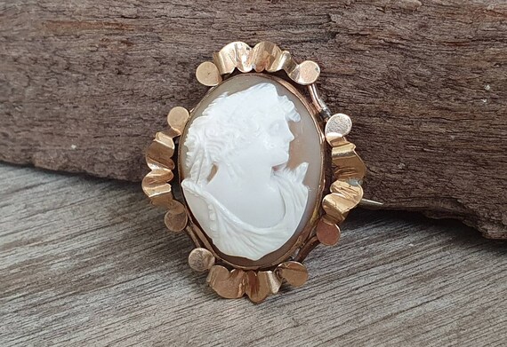 Antique Victorian Cameo Brooch , Rolled Gold - image 3