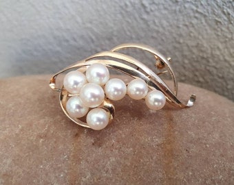 Vintage 14k Gold Pearl Brooch , 8 Pearls