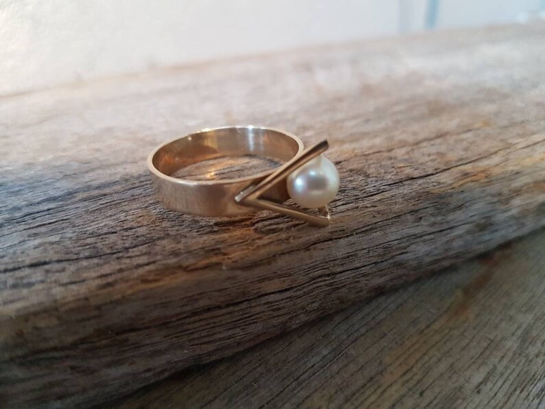 Vintage 60s Pearl Ring Cultured Pearl 9ct Gold