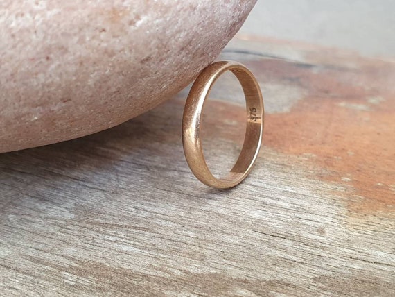 Vintage Gold Wedding Ring , 9ct Gold