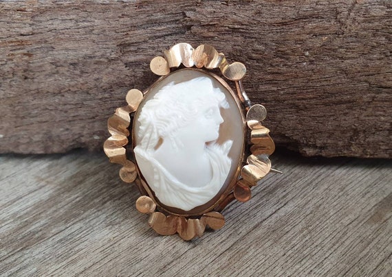 Antique Victorian Cameo Brooch , Rolled Gold - image 2
