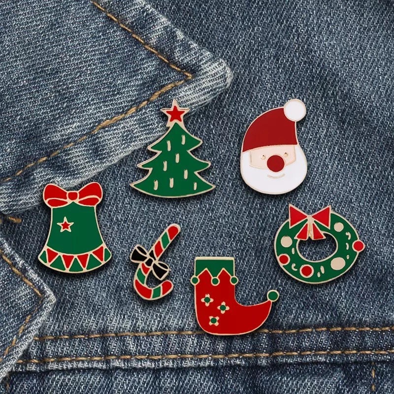 Christmas Lapel Pin Badge 