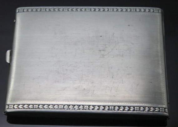 Art Deco // Patterned // Ornate Edge // Solid Ste… - image 3