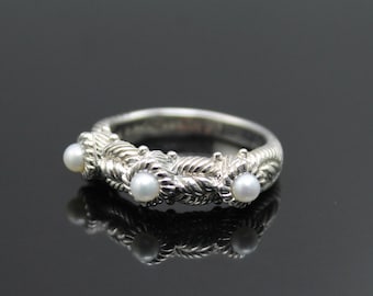 GIFT IDEA!! Judith Ripka  Cultured Freshwater Pearls Sterling Silver Ring Size 8.75