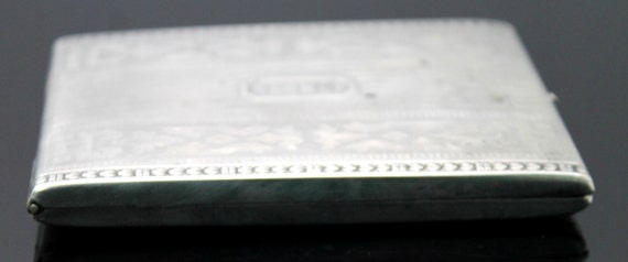 Art Deco // Patterned // Ornate Edge // Solid Ste… - image 2