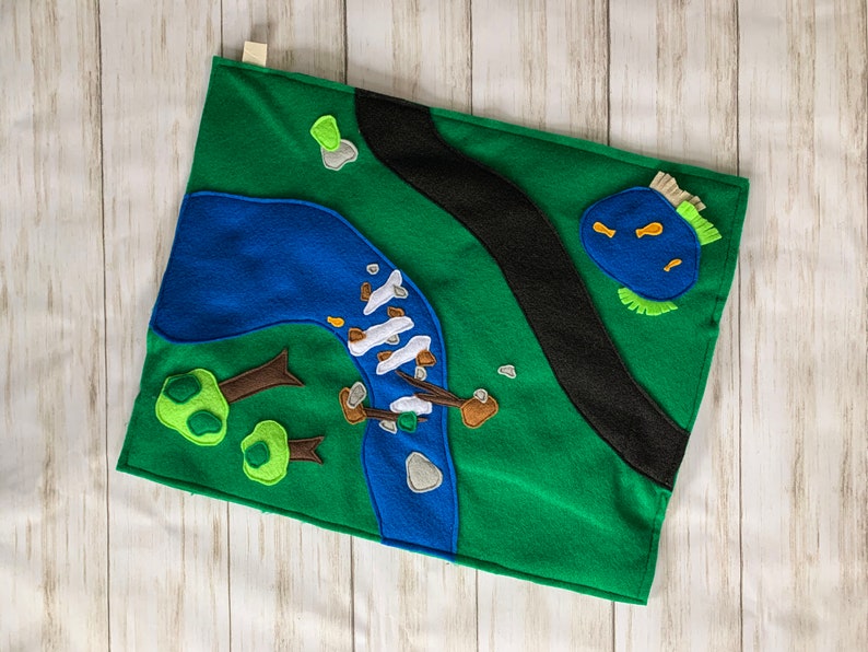 REVERSIBLE Car Play Set, Neighborhood Playscape, Felt Play Mat, Felt