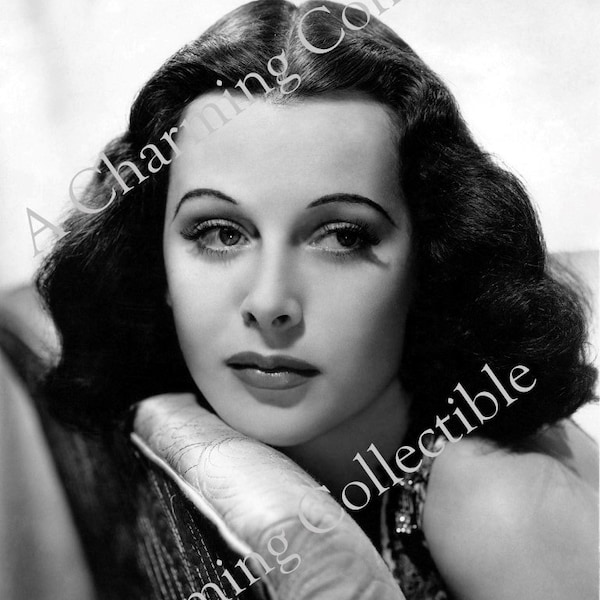 HEDY LAMARR 5x7 8x10 or 11x14 1940s High Fashion Sultry Actress, Mysterious Elegance Photo Print