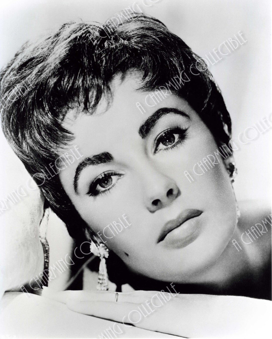 ELIZABETH TAYLOR 5x7 or 8x10 or 11x14 Photo Print Hollywood