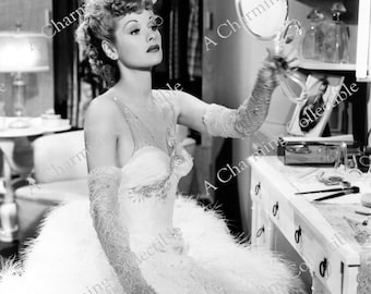 LUCILLE BALL 5x7, 8x10 or 11x14 Photo Print Sexy Hollywood Red-haired Actress &quot;I Love Lucy&quot; 1950&#39;s Leading Lady Wall Hanging Art Home Decor