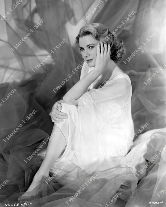 Grace Kelly Hand On Chin 8x10 Photo Print Grace Kelly Hand On Chin 8x10 Photo Print