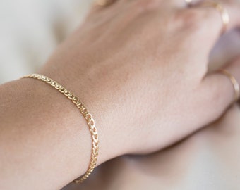 14k Gold Filled Curb Link Bracelet: Simple Chain Bracelet