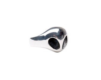 Earthling Ring in Sterling Silver Space geek jewelry Outer Space Ring Alien Ring Silver Silver Earthling Ring Silver Alien Ring