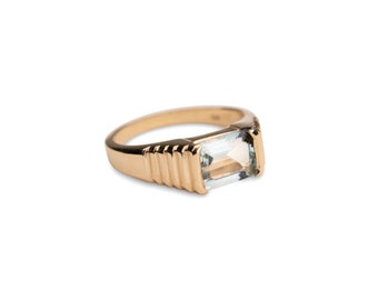 14k Aquamarine Pyramid Ring, Solid Gold Aquamarine Ring, Gemstone Statement Ring, Aquamarine Jewelry, 14k Gold Gemstone Ring