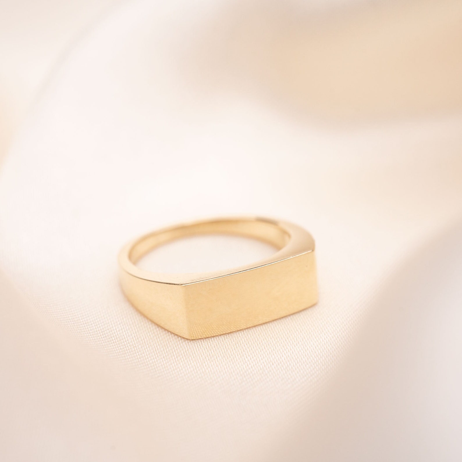14k Gold Rectangle Signet Ring: Custom Engraved Solid Gold - Etsy