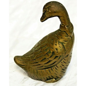 Brass Bird Goose Duck Bird Figurine Hollow 3.5&quot; Sitting Facing Backwards Bow