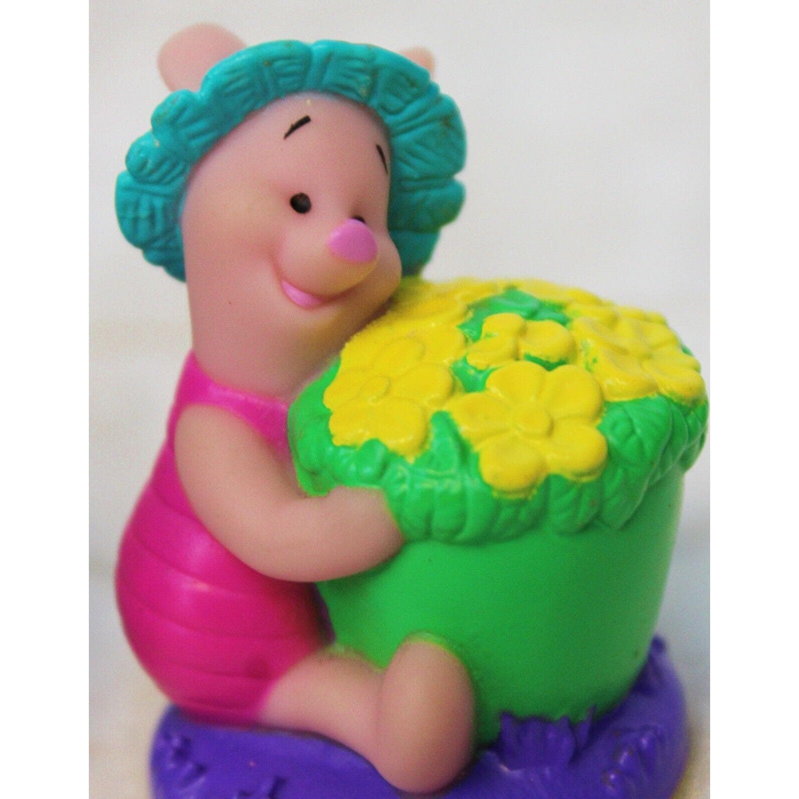 VTG 90s Disney Winnie the Pooh Pull Toy Honey Stack N Spin