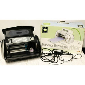 Cricut 29-0001 Personal Electronic Cutting Machine