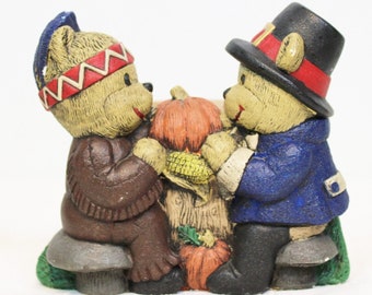 VTG 1996 Thanksgiving Ceramic Napkin Holder Pilgrim Indian Teddy Bears Pumpkin