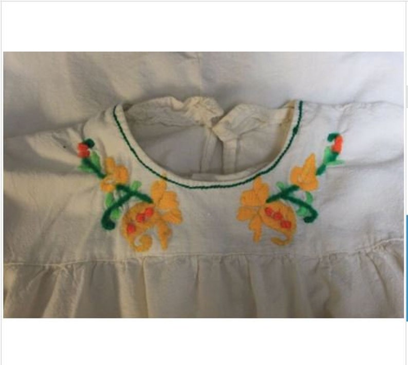 VTG des années 1970 pour filles sz 14/16 chemise blanche fait main fleur jaune Mod hippie bohème image 6