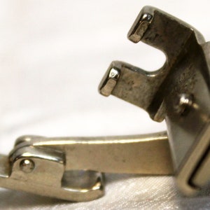 VTG Singer Reißverschlussfuß #161165 Dlant Shank Nähmaschinenaufsatz