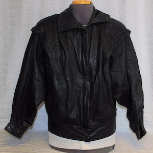 1980s Giorgio Comint Black Leather Woman Sz Med Jacket Wood Grain Texture