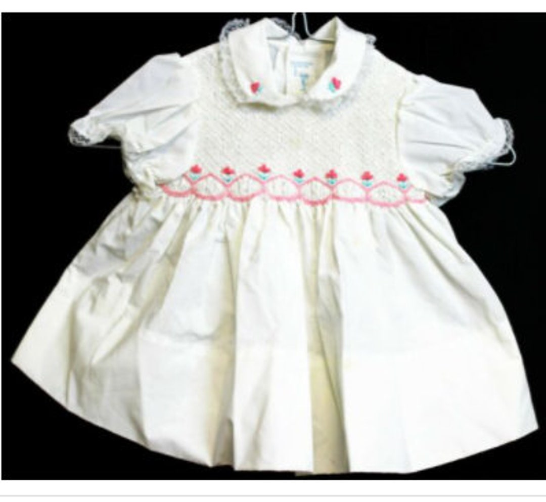VTG 80s Baby Togs White Smocked Dress Pink Flowers18mth White Collar Lace Trim Etsy