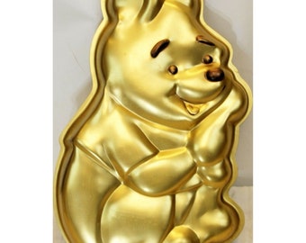 Vtg 70s Wilton Walt Disney Winnie the Pooh Cake Mold Metal Baking Pan Gold Color