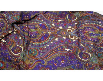 JBJ Fabrics Inc. Paisley Flowy Type Tissu multicolore #53986 par Half Yard