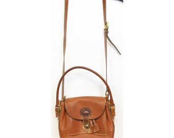 VTG Dooney & Bourke Weather Sac à bandoulière en cuir marron grainé avec cordon de serrage